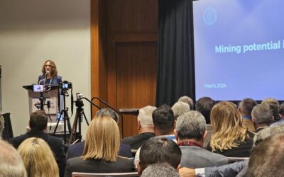 Ricci sostuvo en el PDAC que la provincia «apuesta a la producción»