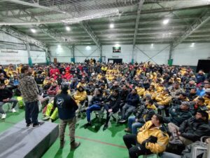 Contundente apoyo de los trabajadores a AOMA Santa Cruz